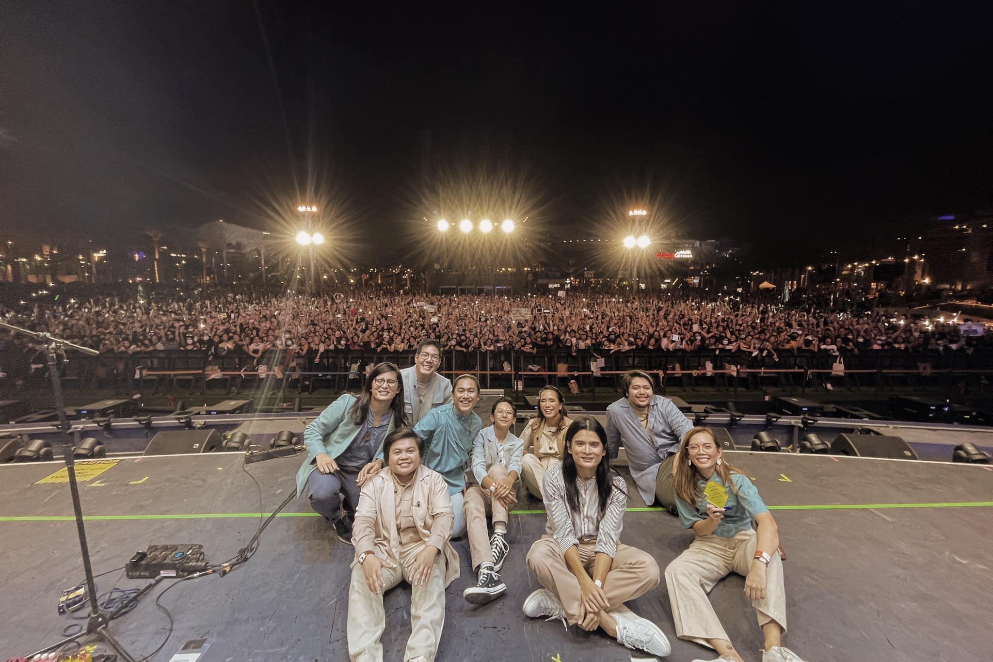 Ben&Ben dubai concert crowd expo 2020